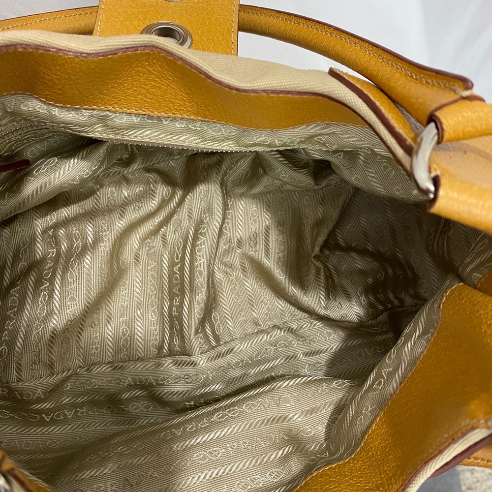 Handbag - Picture 5 of 10